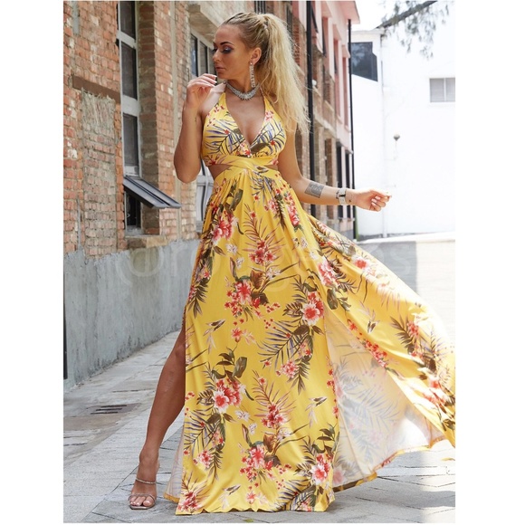 Rouge! Dresses & Skirts - Yellow Floral Tropical Print Maxi Dress V-Neck Backless Leg Slit